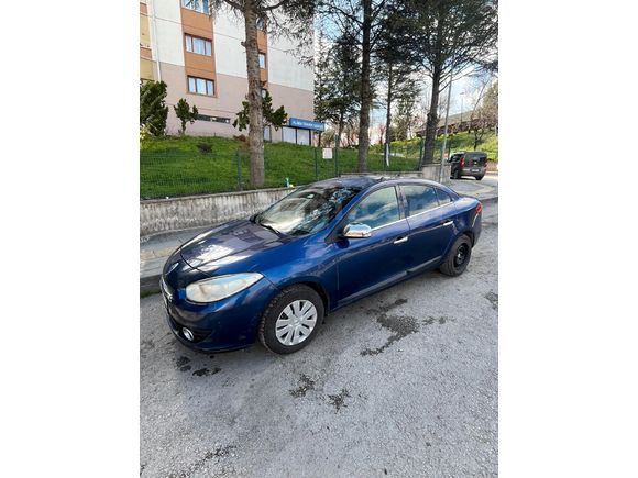 MEMURDAN SATLIK 2010 RENAULT FLUENCE TEMİZ VE BAKIMLI