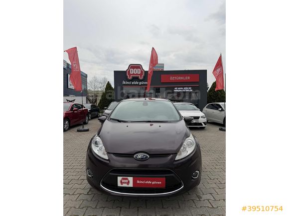 2011 FIESTA 1.4 TITANIUM X 24.000 KM DEĞİŞENSİZ