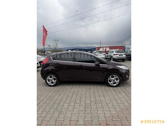2011 FIESTA 1.4 TITANIUM X 24.000 KM DEĞİŞENSİZ