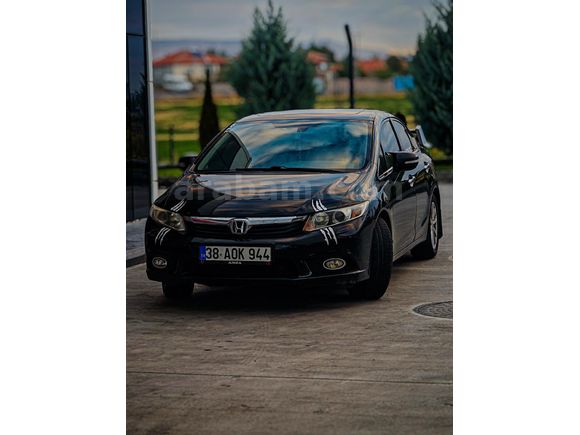 Sahibinden Honda Civic 1.6i VTEC Elegance 2012 Model