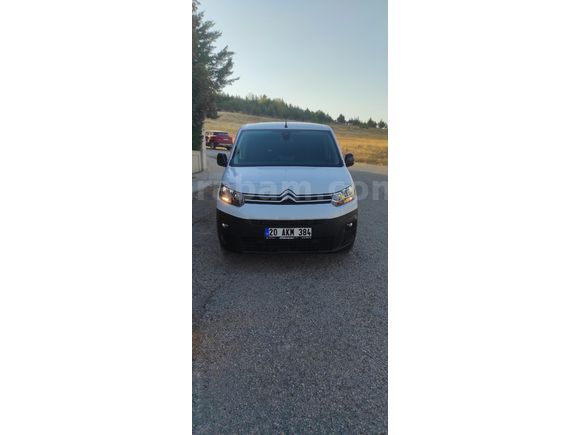 Sahibinden Citroen Berlingo 1.5 BlueHDI Feel Bold 2023 Model Acil Satılık
