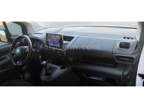 Sahibinden Citroen Berlingo 1.5 BlueHDI Feel Bold 2023 Model Acil Satılık