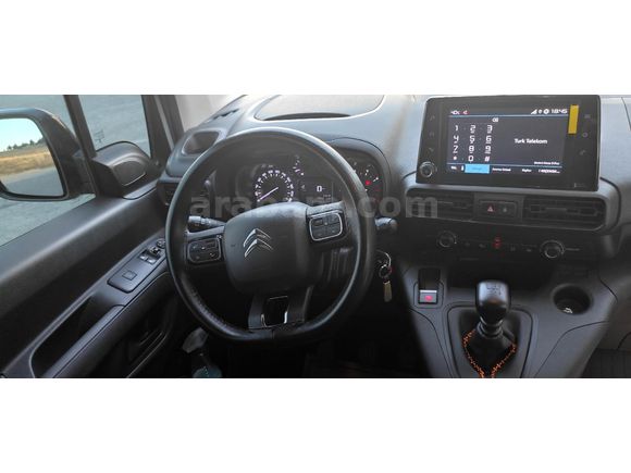 Sahibinden Citroen Berlingo 1.5 BlueHDI Feel Bold 2023 Model Acil Satılık