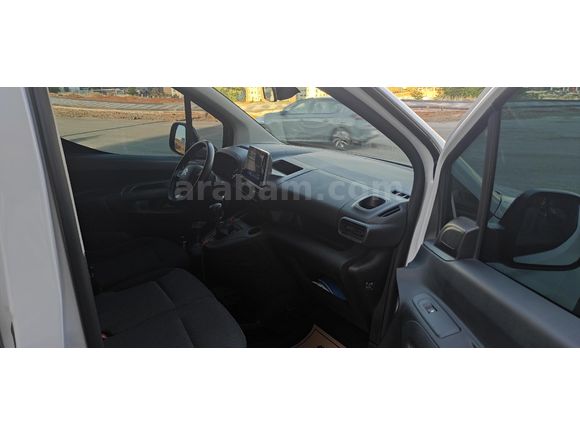 Sahibinden Citroen Berlingo 1.5 BlueHDI Feel Bold 2023 Model Acil Satılık