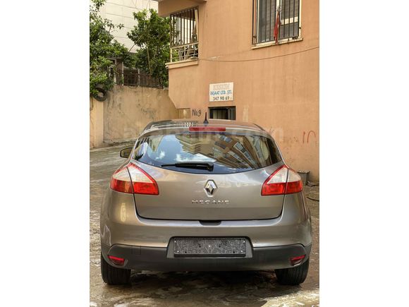 Sahibinden Renault Megane 1.6 Touch Plus 2014 Model 