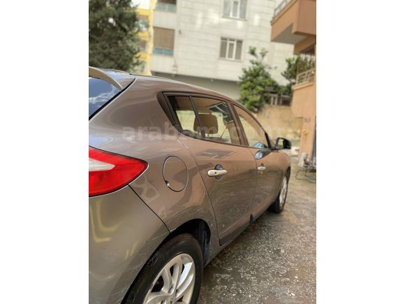 Sahibinden Renault Megane 1.6 Touch Plus 2014 Model 