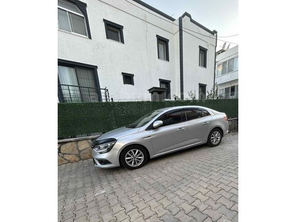 Sahibinden Renault Megane 1.5 dCi Touch 2017 Model  180.000 km Gri (Gümüş)