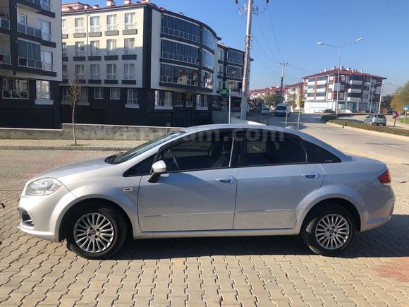 Sahibinden Hatasız Fiat Linea 1.3 Multijet Pop 2014 Model  150.000 km Gri