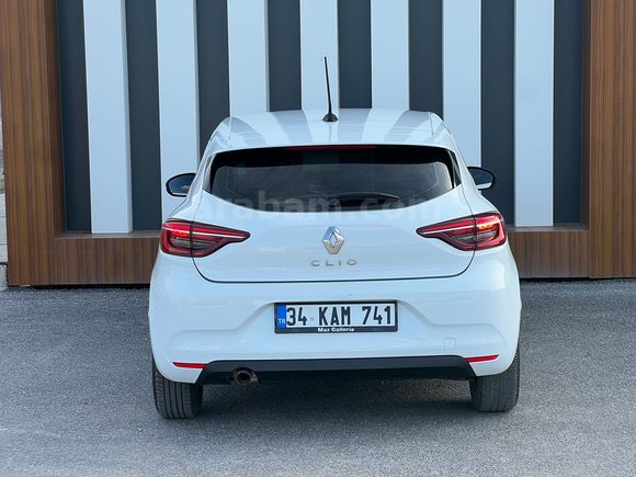 Sahibinden Renault Clio 1.0 SCe Joy 2023 Model 