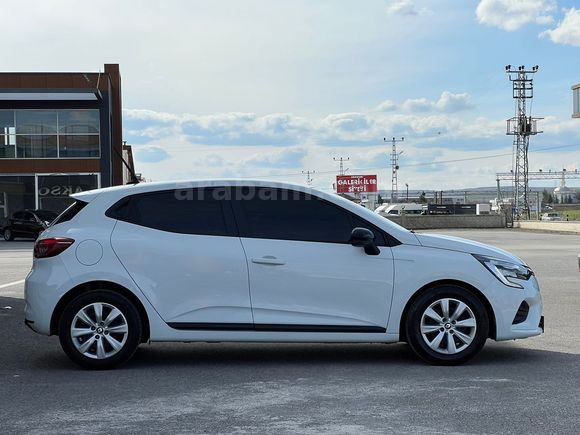 Sahibinden Renault Clio 1.0 SCe Joy 2023 Model 