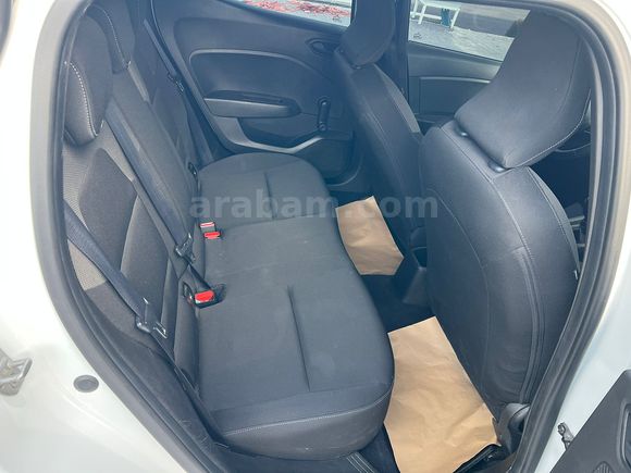 Sahibinden Renault Clio 1.0 SCe Joy 2023 Model 