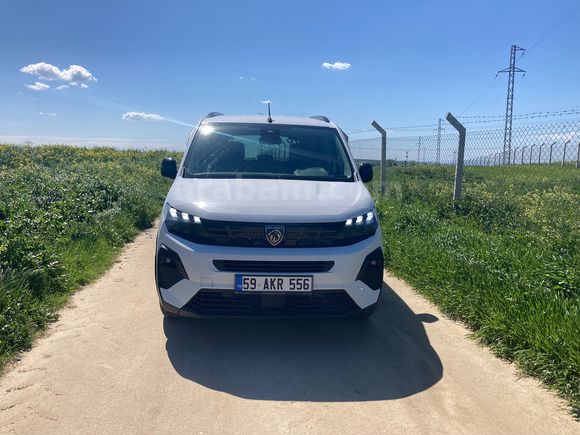 Sahibinden Peugeot Rifter 1.5 BlueHDI Allure 2024 Model 