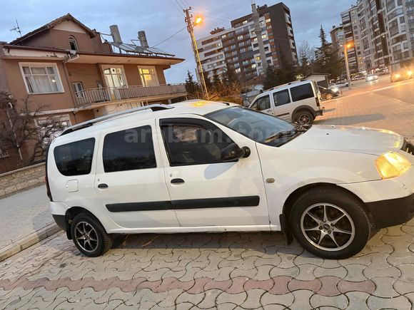 Sahibinden Dacia Logan 1.5 dCi Ambiance 2012 Model 