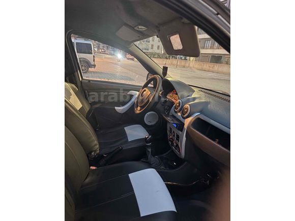 Sahibinden Dacia Logan 1.5 dCi Ambiance 2012 Model 