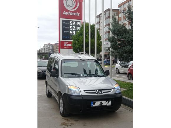 Sahibinden Peugeot Partner 1.9 D Profil 2006 Model  226.500 km Gri