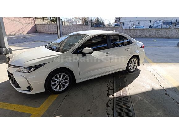 Sahibinden Toyota Corolla 1.5 Dream 2021 Model