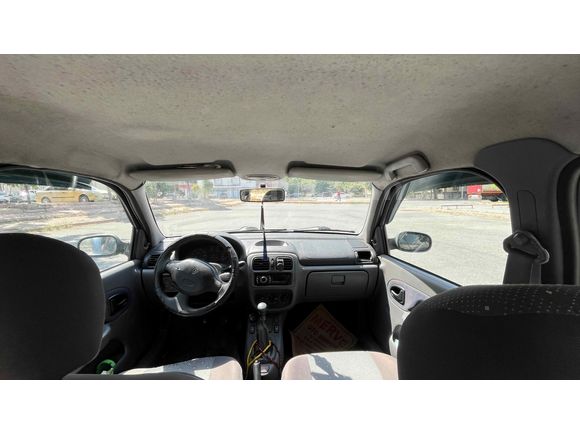 Sahibinden Renault Clio 1.4 RNA 2001 Model 