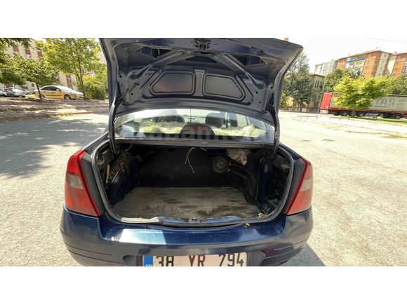 Sahibinden Renault Clio 1.4 RNA 2001 Model 