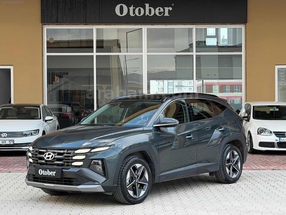 OTOBER 2024 HYUNDAİ TUCSON CAM TAVAN 16000 KM HATASIZ YENİ KASA