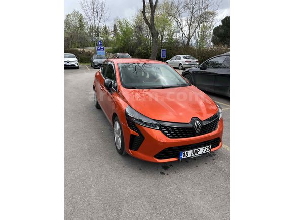 Temiz bakımlı clio 