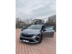 Sahibinden Renault Clio 1.0 TCe Techno Esprit Alpine 2024 Model 