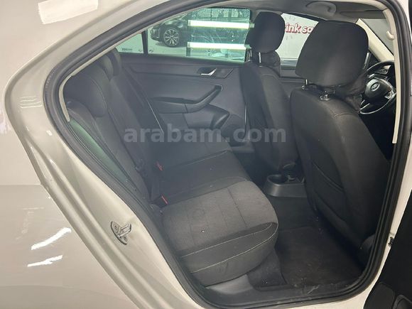 Sahibinden Skoda Rapid 1.6 TDI Elegance 2014 Model