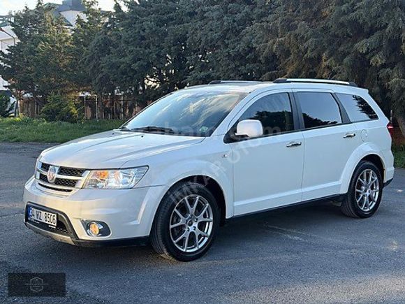 2012 FİAT FREEMONT 130BİN KMDE DEĞİŞENSZ 7 KİŞİLK 4x4