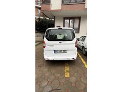 Ford Tourneo Courier 1.6 TDCi Journey Trend 2015 Model 