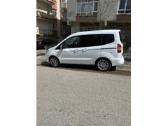 Sahibinden Ford Tourneo Courier 1.0 EcoBoost Titanium 2023 Model  16.000 km Beyaz