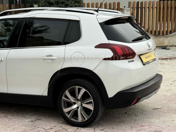 Galeriden Peugeot 2008 1.6 e-HDi Allure 2017 Model Konya