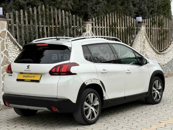 Galeriden Peugeot 2008 1.6 e-HDi Allure 2017 Model Konya