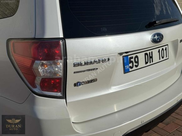 DURAN AUTO'DAN SUBARU FORESTER 2.0 TD PREMİUM CAM TAVAN