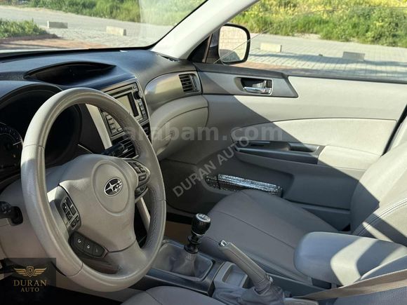DURAN AUTO'DAN SUBARU FORESTER 2.0 TD PREMİUM CAM TAVAN