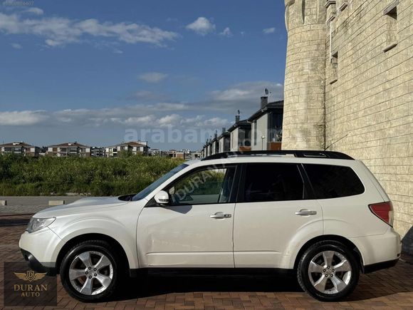 DURAN AUTO'DAN SUBARU FORESTER 2.0 TD PREMİUM CAM TAVAN