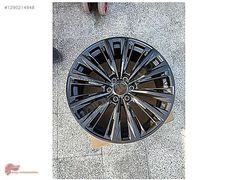 2021-2023 CADILLAC ESCALADE PLATINUM 22X9 SATİN GRAPHITE GM JANT