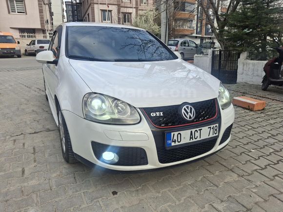 GTI DÖNÜŞÜMLÜ 2005 MODEL 1.6 COMFORTLINE BEYAZ ORJİNAL DÜŞÜK KM