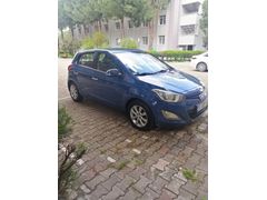 Temiz bakımlı Hyundai i20 1.2 D-CVVT Sense 2014 Model 