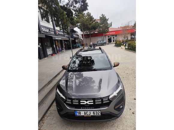 Dacia Sandero 1.0 T Extreme sanrooflu 2025 Model14800 km Füme