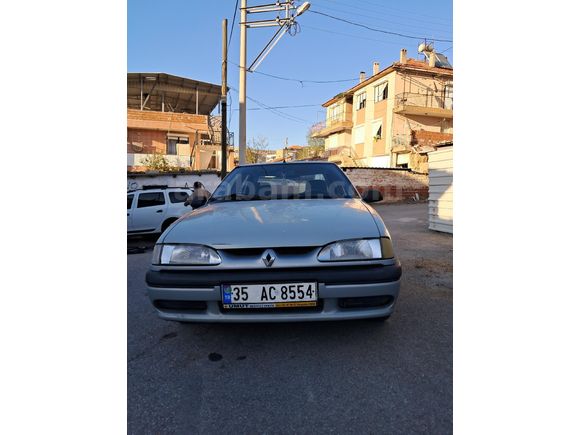 Sahibinden Renault R 19 1.6 Europa iE 2000 Model  136.000 km Gri (Gümüş)