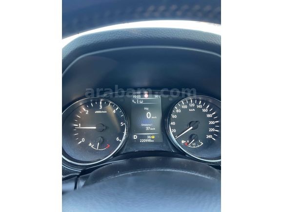 Sahibinden Nissan Qashqai 1.6 dCi Platinum Premium Pack 2014 Model 