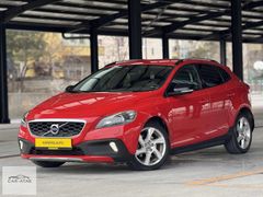 KARATAŞ AUTO'DAN 2014 VOLVO V40 CROSS COUNTRY 1.6D