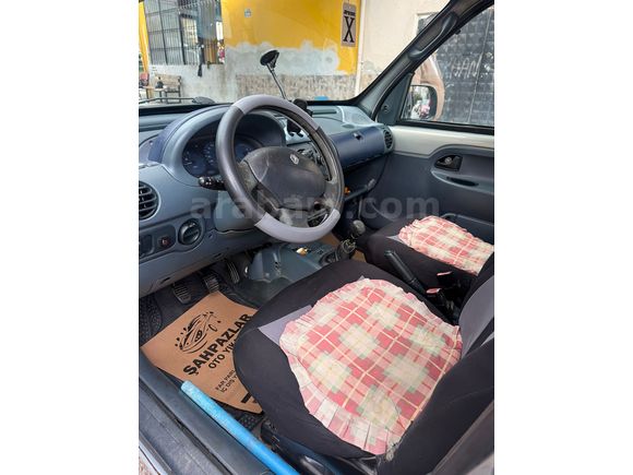 Sahibinden Renault Kangoo 1.4 RTE 2000 Model 