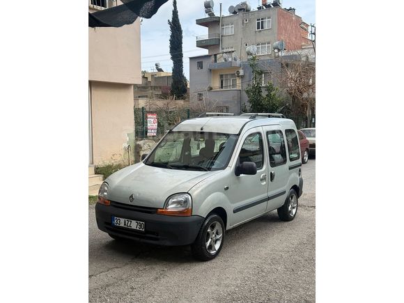 Sahibinden Renault Kangoo 1.4 RTE 2000 Model 
