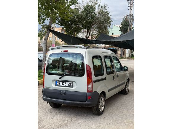Sahibinden Renault Kangoo 1.4 RTE 2000 Model 