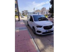 HATASIZ BOYASIZ İKİNCİ SAHİBİNDEN  2023 COMBO CARGO 1.5 D ELEGANCE XL