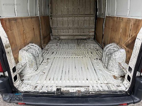 "YOLCU" dan 11m3 master 2004 panelvan ok gibi kasa kusursuz