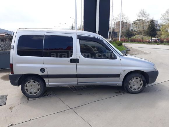 Sahibinden Peugeot Partner 1.9 D 2003 Model