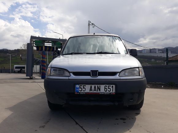 Sahibinden Peugeot Partner 1.9 D 2003 Model