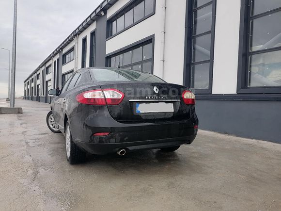 ikinci sahibinden sifir muayne sanroflu otomatik 110 fluanceh