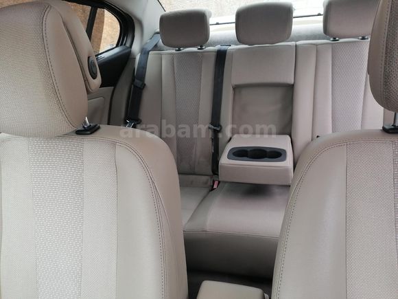 ikinci sahibinden sifir muayne sanroflu otomatik 110 fluanceh